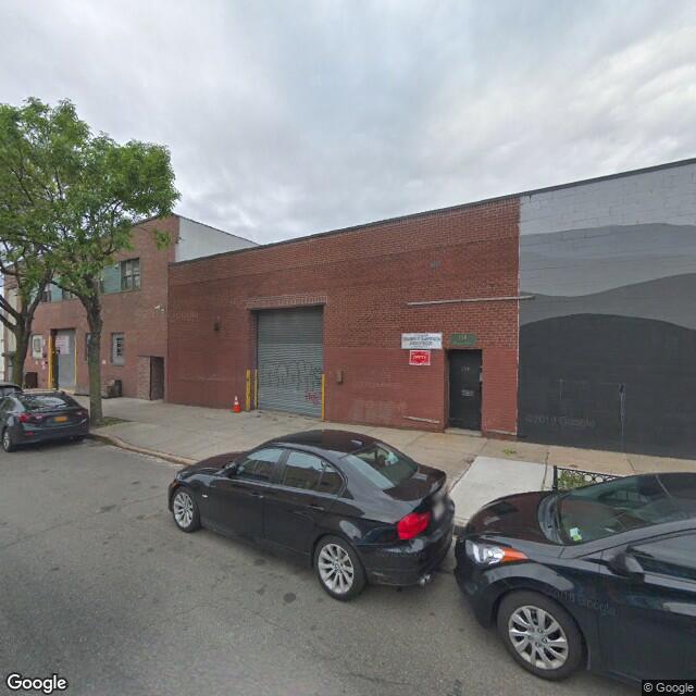 134 Hinsdale St